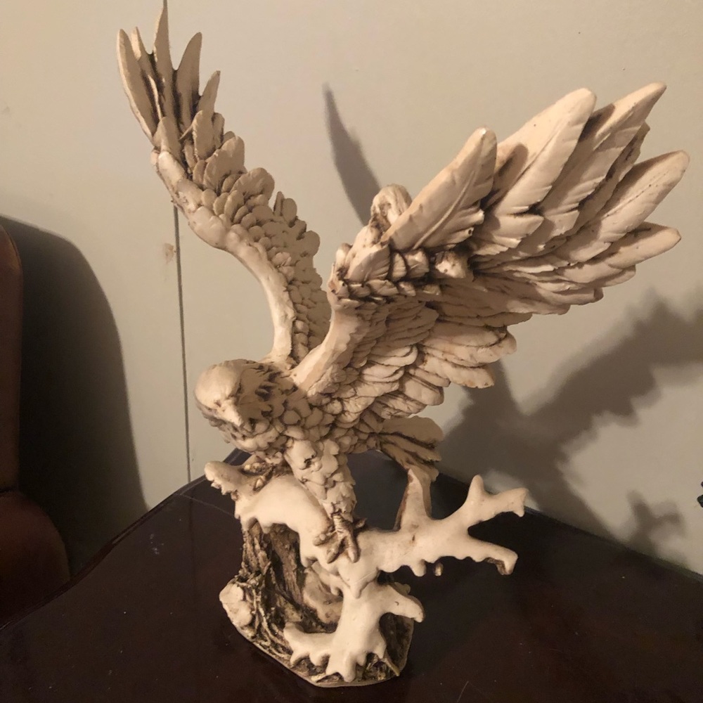 Esgle - Picture 2 of 2